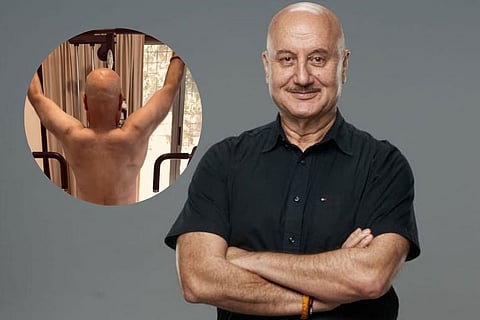 69-year-old Anupam Kher lifts heavy weights for a back workout, Rakesh Roshan reacts