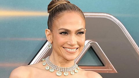 In frame: Jennifer Lopez