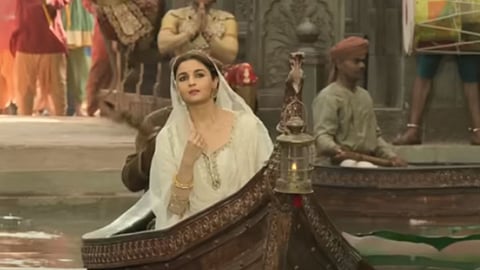 In frame: Alia Bhatt in Ghar More Pardesiya
