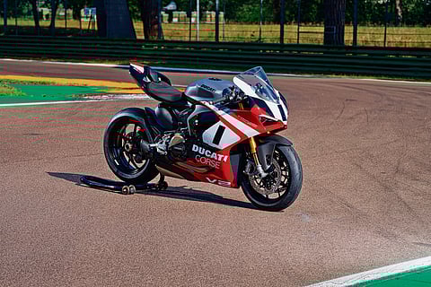 Ducati Panigale V2 Superquadro Final Edition