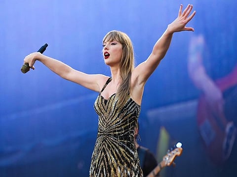 Taylor Swift's dad gifts guitar picks to Channing Tatum, Zoe Kravitz at Eras Tour