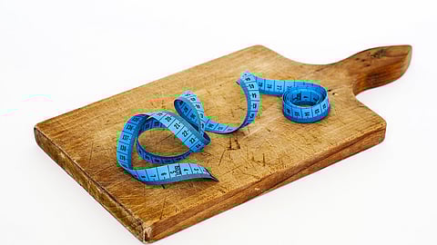 Five ways of reducing bloating after a heavy meal