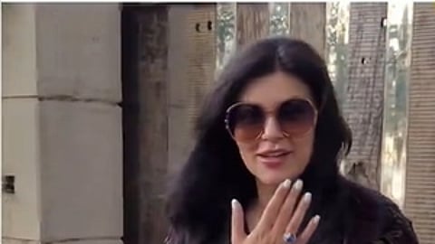 Sushmita Sen visits dentist, struggles to speak after anaesthesia