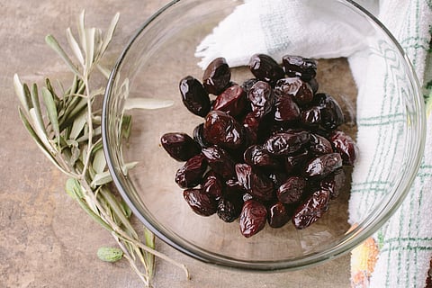Four health benefits of eating olives