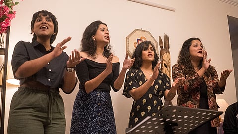 Harmonies without borders