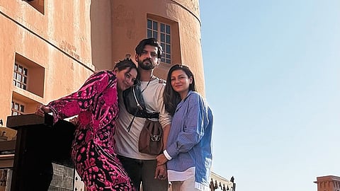 Sonakshi Sinha and Zaheer Iqbal with Sanam Ratansi (Image source: Instagram)