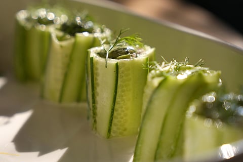 Rotolo di avocado cetriolo