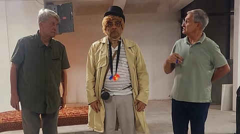 Ashok Mandanna, Viveck Jayant Shah and Darius Taraporevala at a rehearsal