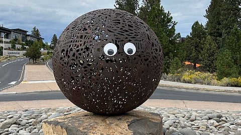 Mysterious googly eyes go viral after appearing on public art in Oregon