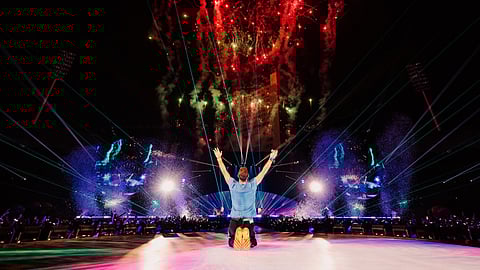 Chris Martin at Coldplay Mumbai concert