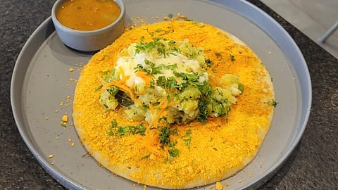 Open butter masala dosa