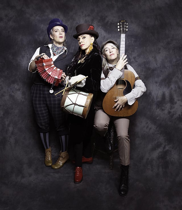 Vicki Kristina Barcelona band