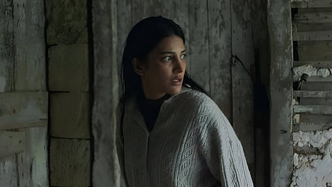 Shruti Haasan in The Eye