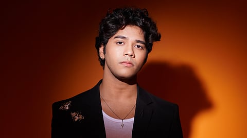 ‘Nazarein Utaarun’ by singer Saahel is a new soulful ode to unconditional love