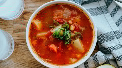 Stay strong this monsoon: Tips to protect your gut and boost immunity