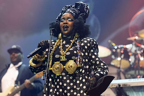 Lauryn Hill performs to a near-empty crowd at the Essence Fest till 3:37 AM