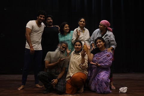 The Ghair Mukhataman Darmiyaan show in Hyderabad is a play about the universality of emotions
