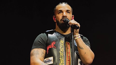 Drake’s Wireless finale ends in discontent after abrupt 40-minute set