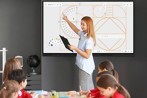 Optoma's Creative Touch 33 IFPD