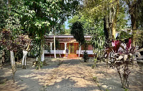 Bibhutibhushan Bandyopadhyay's house as shared by Trinankur Banerjee