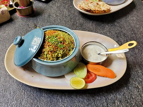 This new cocktail house in Hyderabad serves delectable modern Indian food and exqusite drinks
