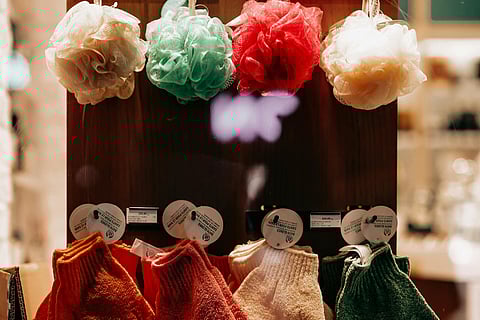 Bath gloves or loofah, which wins the clean meter challenge?