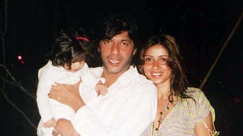 Ananya Panday wishes papa Chunky on b’day with throwback picture