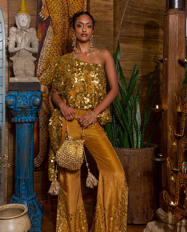 Urmil’s ‘Silent Fold’ blends couture craft with Diwali elegance