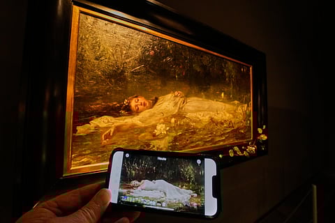 Taylor Swift fans flood German museum to see painting echoing her hit video The Fate of Ophelia
