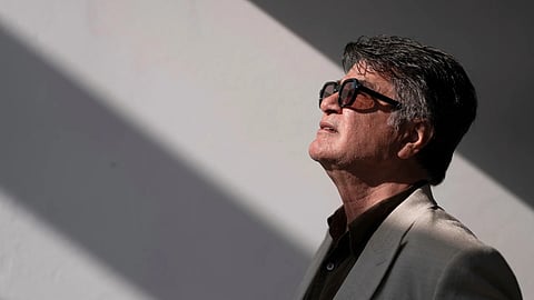 Jafar Panahi refuses exile and keeps his camera rolling