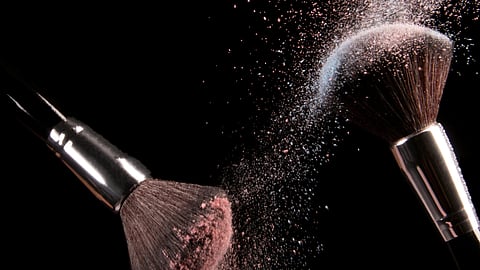 Clean your makeup brush with this viral product