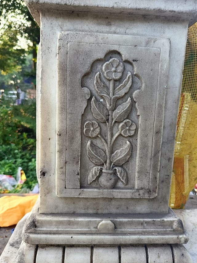 Looking at the Panioty Fountain architecture
