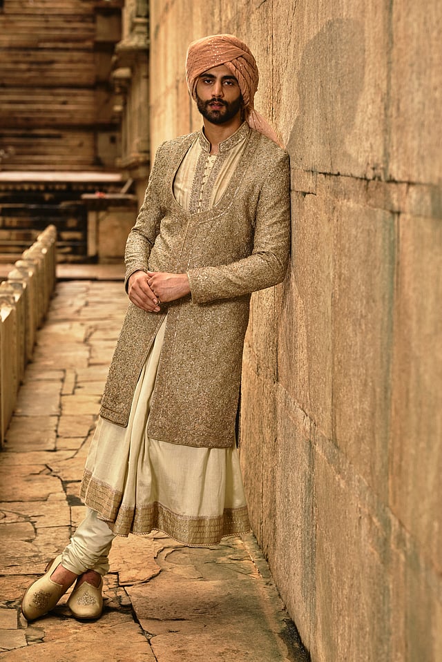 Nitika has always been passionate about traditional craftsmanship, and her designs brilliantly showcase its essence with a modern twist