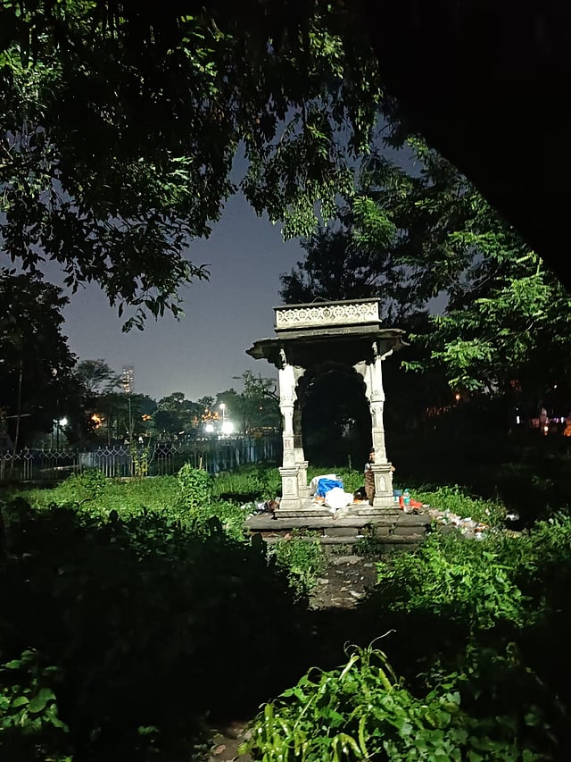 Panioty Fountain, after dark