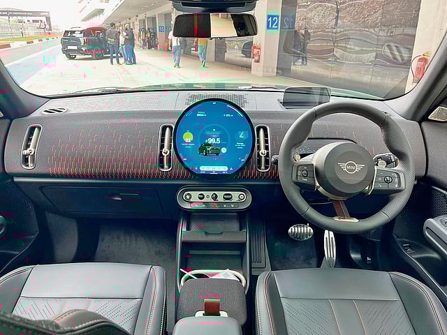 MINI JCW (John Cooper Works) Countryman All4 interiors