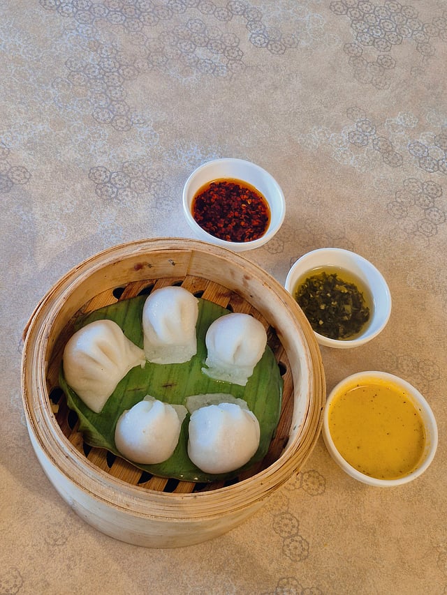 Prawn & kafir lime dumpling