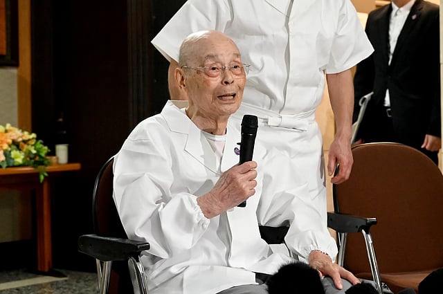 Sushi master Jiro Ono turns 100, still not retiring
