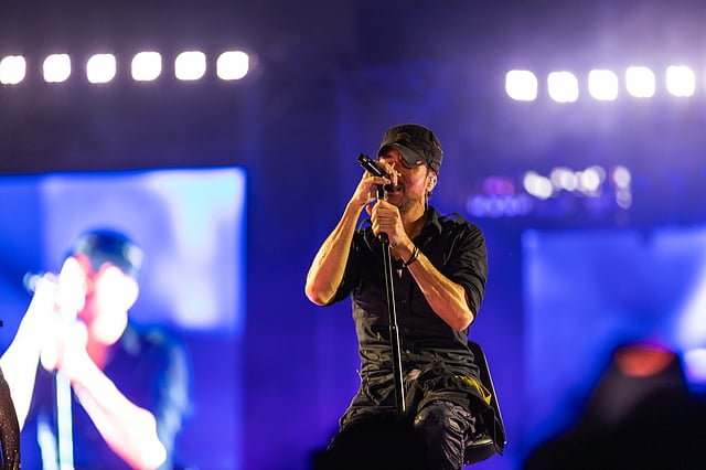 Inside Enrique Iglesias’ mega return to India: 25,000 fans, star guests and a firework-filled finale