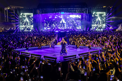 Enrique Iglesias sets Mumbai ablaze in a spectacular return after 13 years