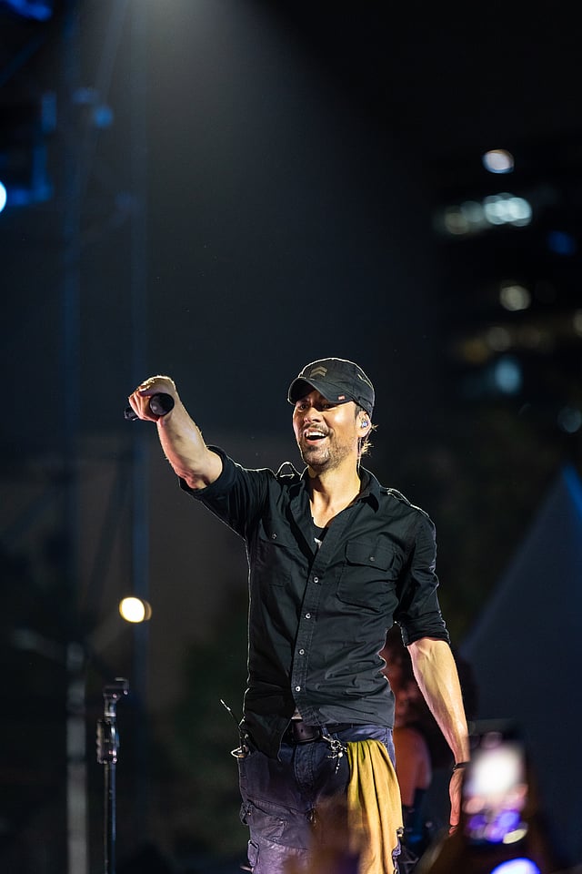 Enrique Iglesias’ Mumbai concert was pure euphoria — here’s everything that made it unforgettable