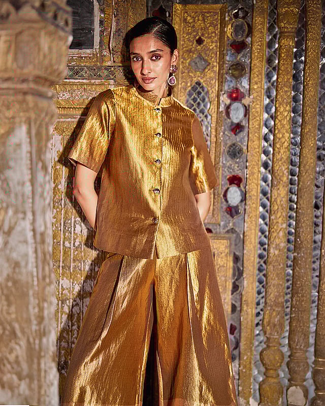 Dash and Dot’s Benares capsule—the Festive Collection 2025—is an ode to India’s textile traditions