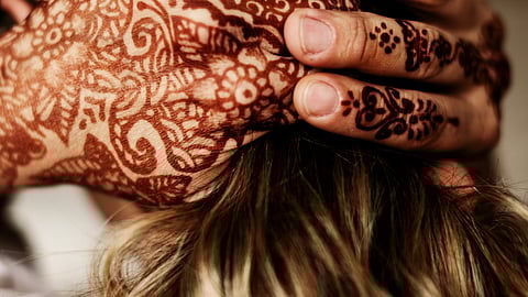 Things to know about henna