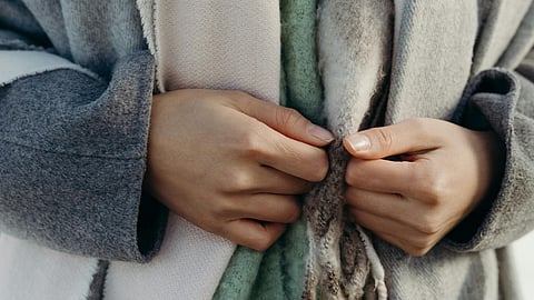 How to avoid looking bulky in winters?