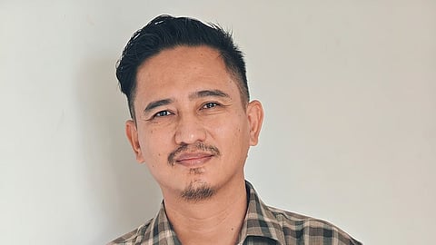 Debut author Huthuka Sumi