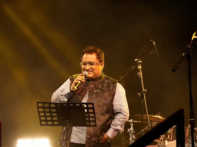 Notes of nostalgia and now: Kunal Ganjawala strikes again!