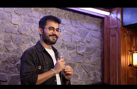 Shubham Pujari's 'Chhoti Soch' in Hyderabad brings laughter to the big city experience