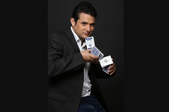 Preveen Pandita one of India's best mentalist and magician