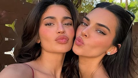 Kendall talks about Kylie's haunted house