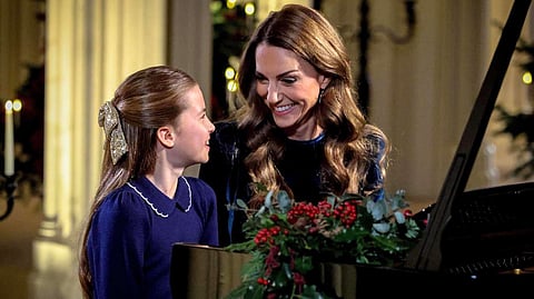 Kate Middleton aplay a duet