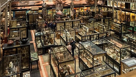 Indian devotee spots Lord Jagannath idols at Oxford museum